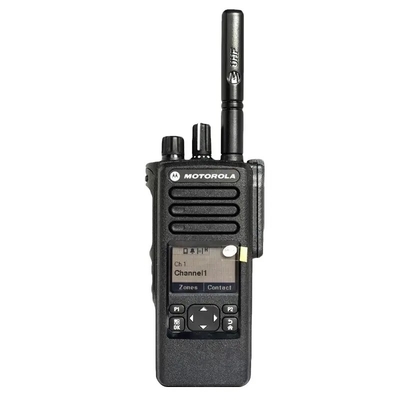 kopen Compacte en krachtige Motorola DMR-radio met 1/4/5W uitgangsvermogen in Engelse besturingssysteemtaal online vervaardiging