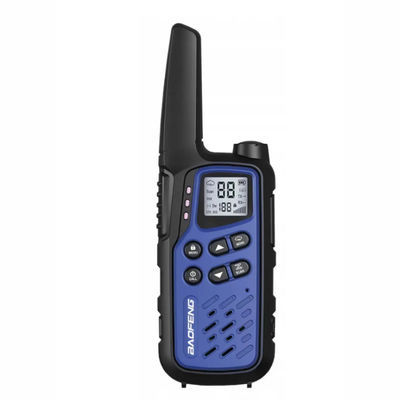 kopen IPX4 Waterproof 5W Output Power UHF Walkie Talkie with 0-5km Talk Range and Rechargeable Battery online vervaardiging
