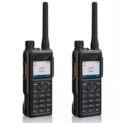 Digitale tweerichtingsradio HP680 DMR tweerichtingsradio class-leading audio prestaties en nood tweerichtingsradio