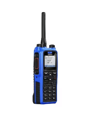 Waterdichte tweewegradio PD795EX FM-standaarden en IEC-standaarden met IP67-bescherming tegen stof en water.