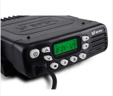 High Power Output Base Station Mobile Walkie Talkie Auto Radio BF-990 Autoplatform voor lange afstand