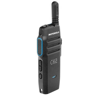 Motorola TLK 100 Two Way Radio 18 uur batterijduur Motorola Two Way Radio met sterke penetratiefunctie en Engels bedieningstaal